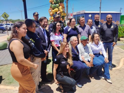 banco-vermelho-Pontal-7